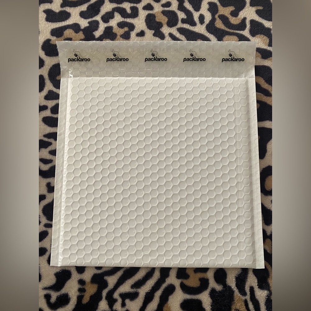 38 White Poly Bubble Mailers